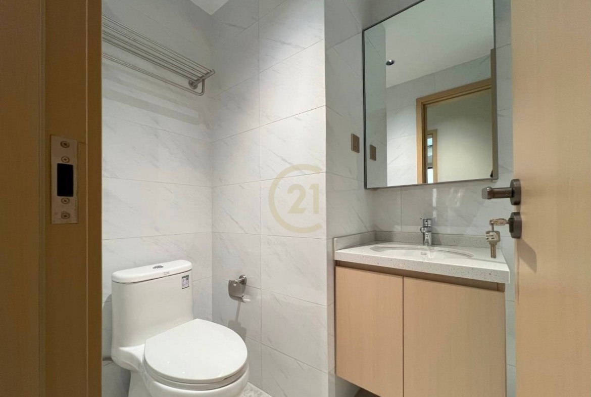 Brand New 2 Bedroom For Rent at Le Conde BKK1