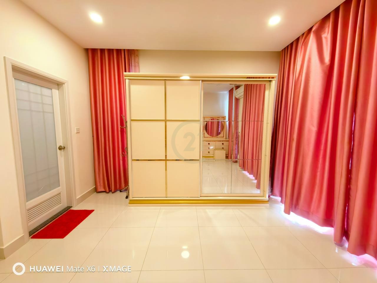 Villa LA 4 Bedroom For Rent at Peng Hout Boeng Snor