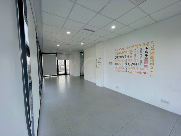 POTENTIAL OFFICE SPACE FOR RENT- TONLE BASSAC