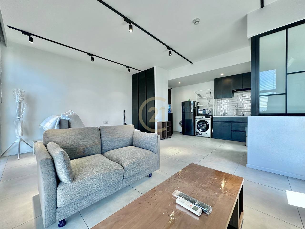 WESTERN STUDIO ROOM FOR RENT-BKK1