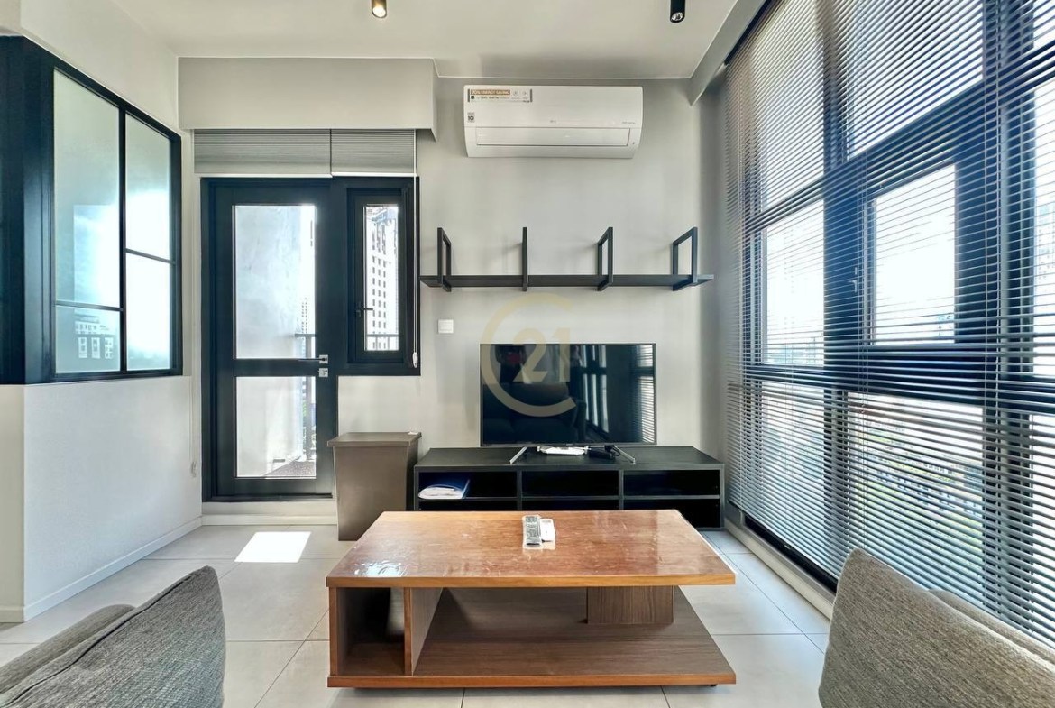 WESTERN STUDIO ROOM FOR RENT-BKK1