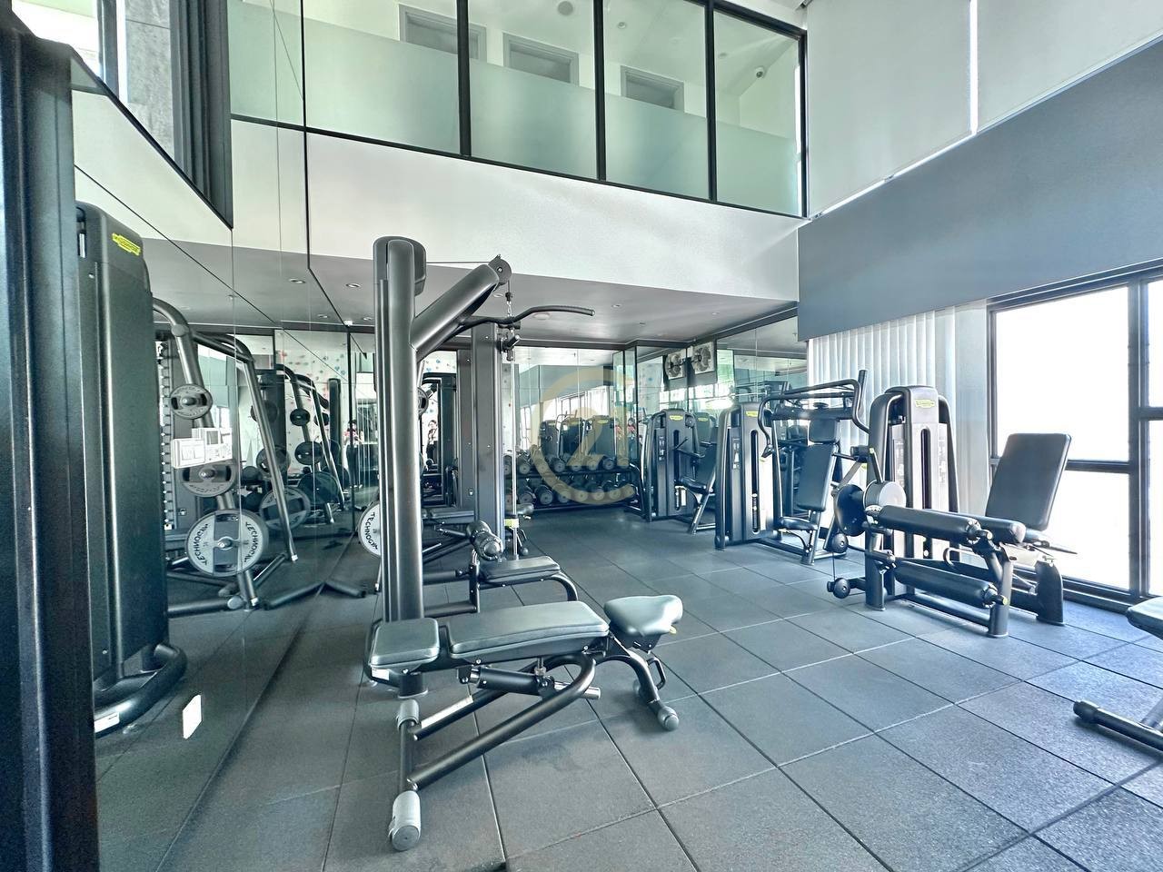 WESTERN STUDIO ROOM FOR RENT-BKK1