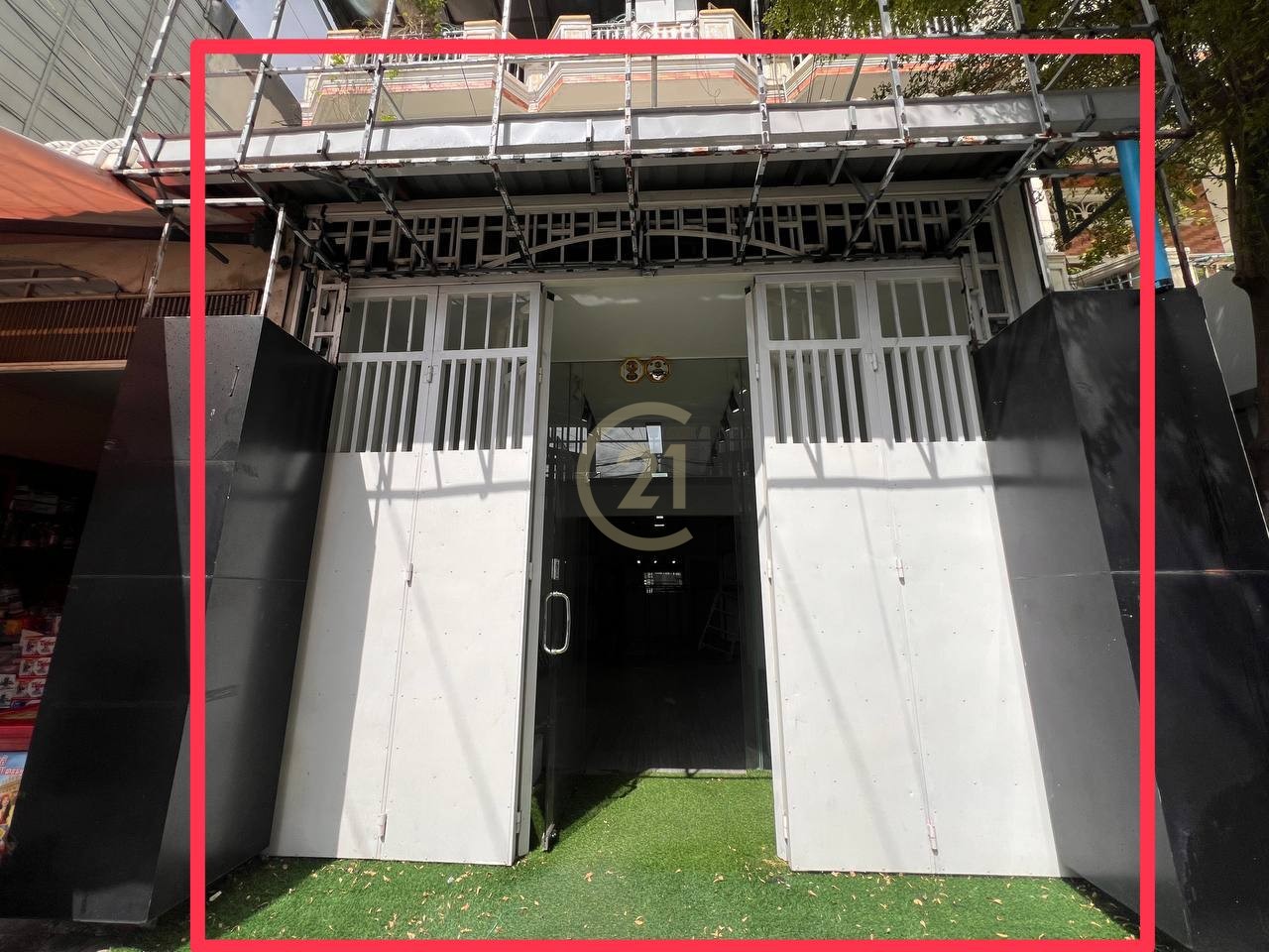 Shop House For Rent At Toul Tompong