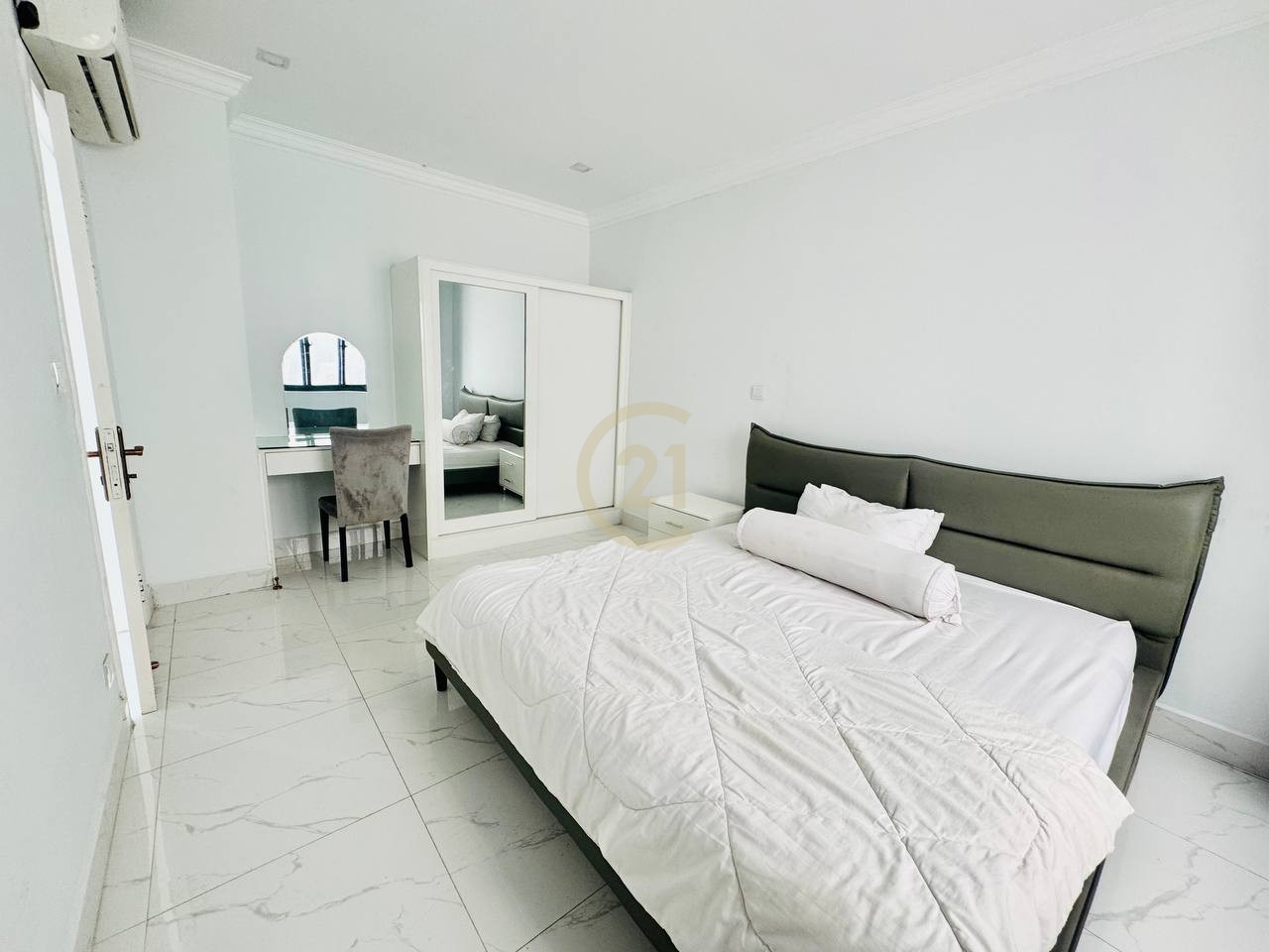 PRECIOUS ONE BEDROOM FOR RENT-PSAR DAEUM THKOV