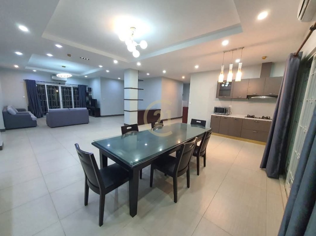 4 Bedroom For Rent At Toul Tompong