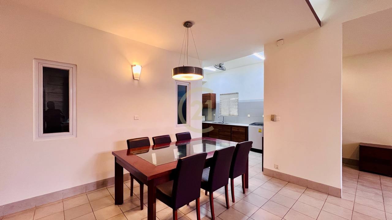 WESTERN THREE BEDROOM FOR RENT-BKK1