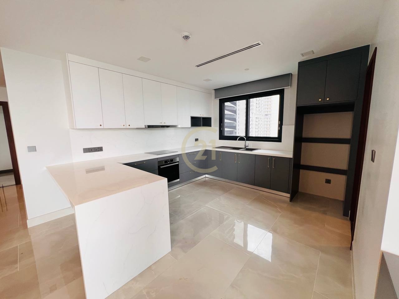 Luxury 2BR For Rent At BKK1