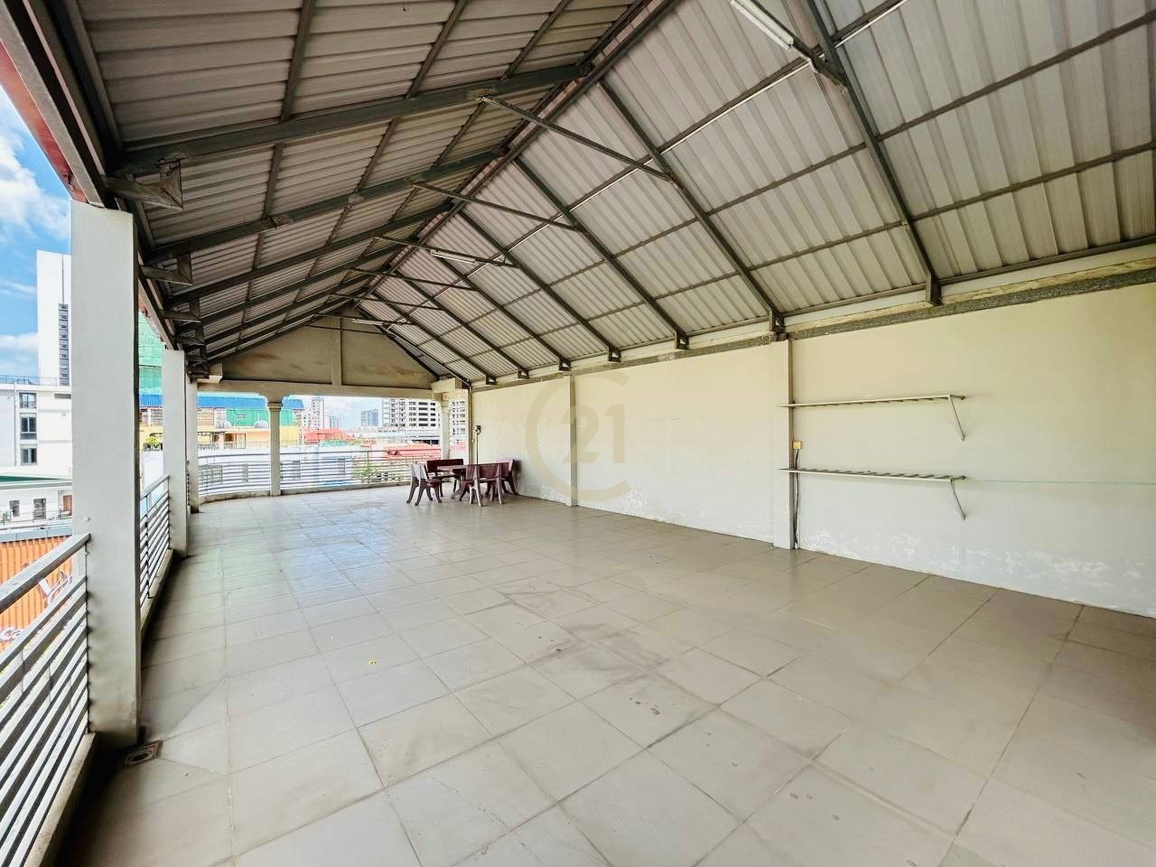 Shophouse For Rent At Toul Tompong