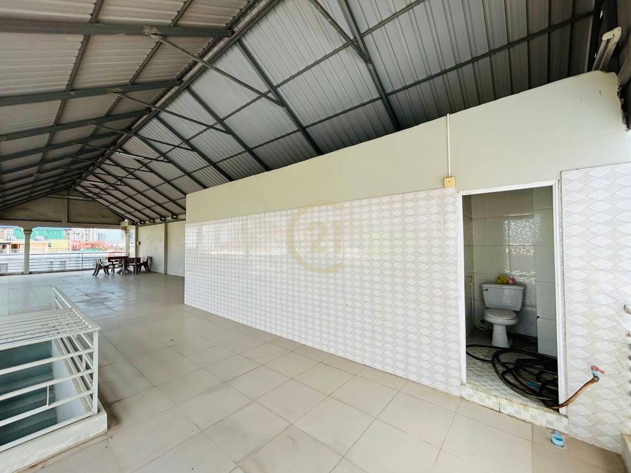 Shophouse For Rent At Toul Tompong