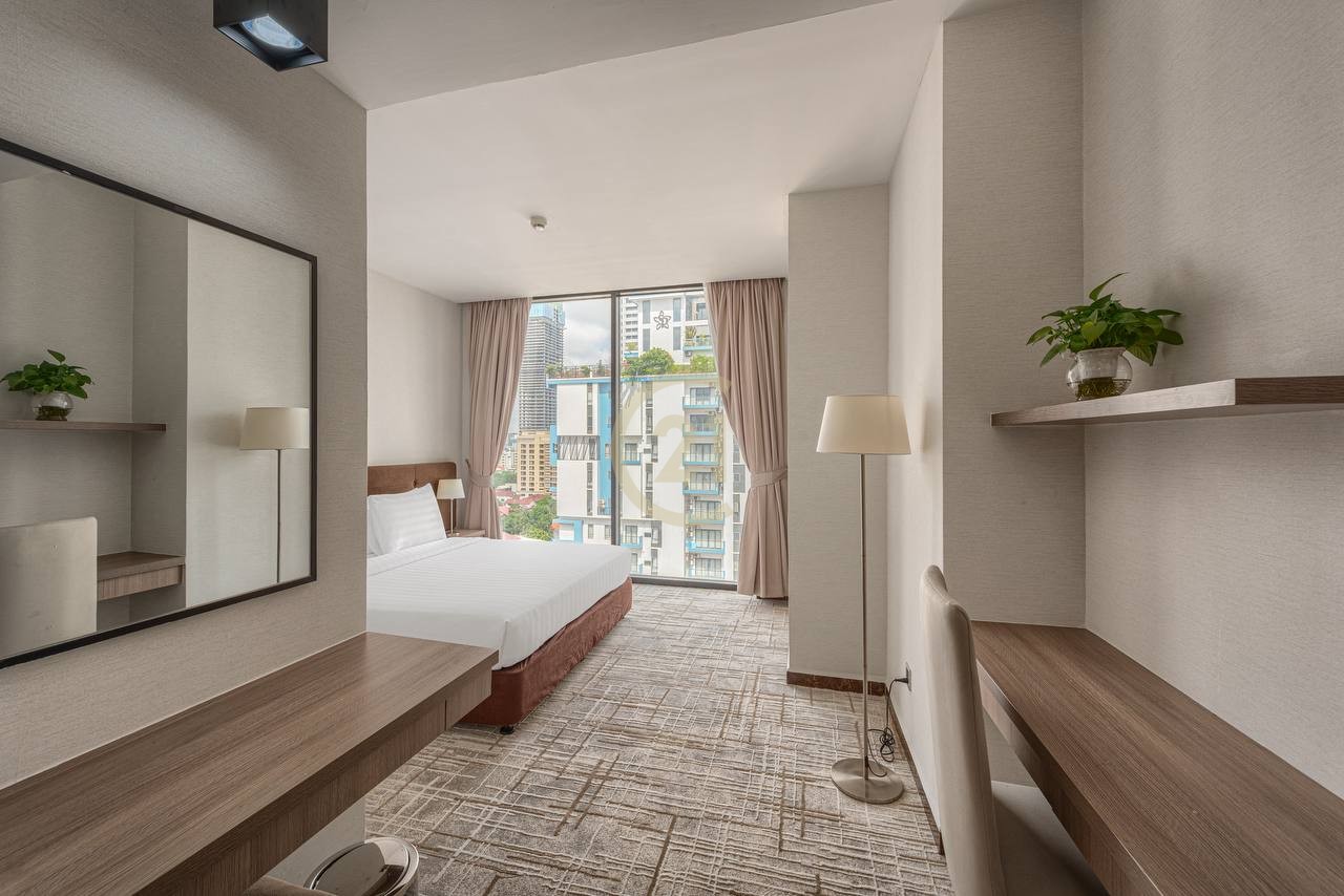 ELEGANCE THREE BEDROOM FOR RENT-BKK1