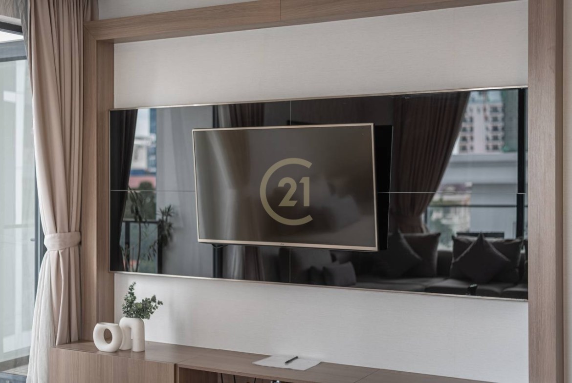 COZY TWO BEDROOM FOR RENT-BKK1