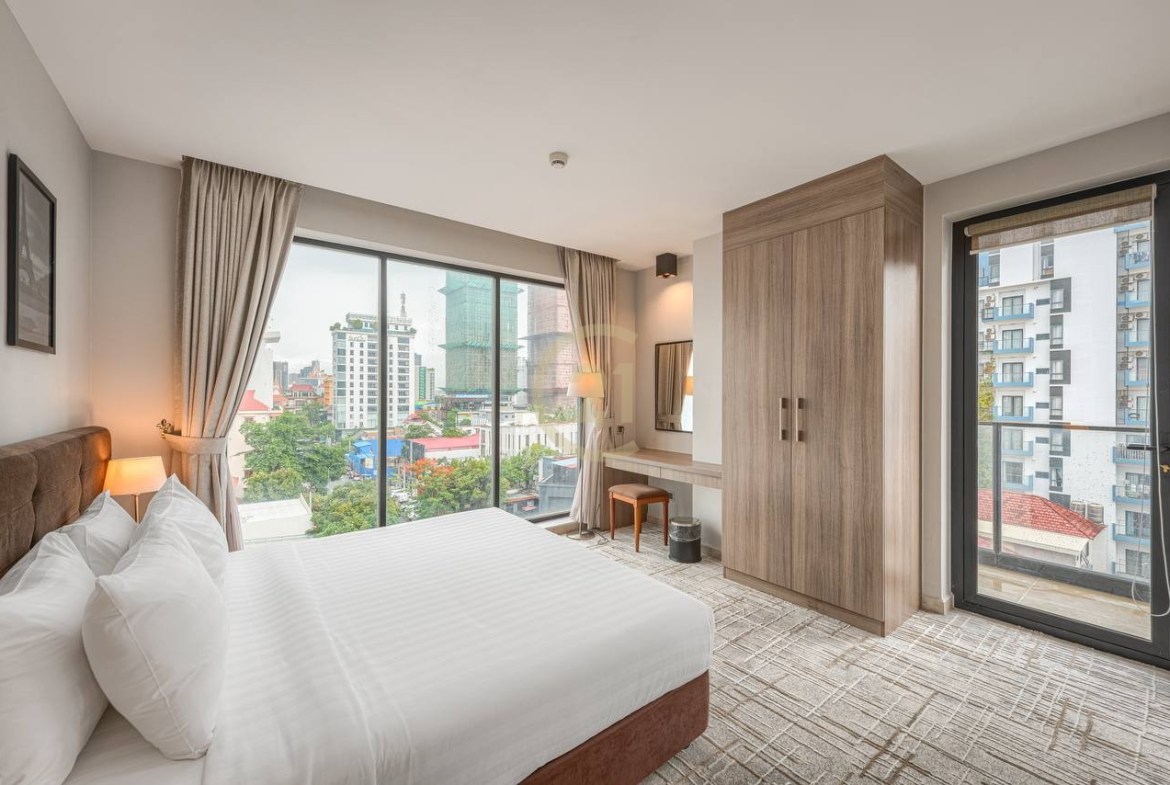 COZY TWO BEDROOM FOR RENT-BKK1