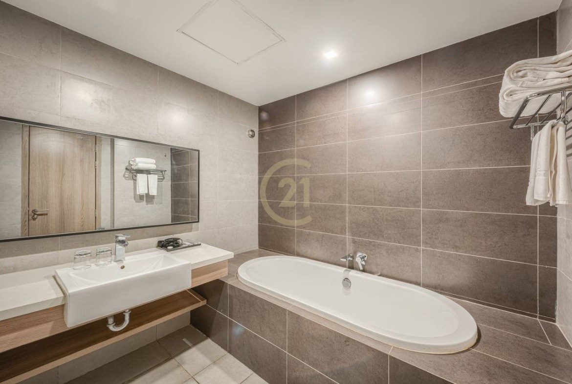 COZY TWO BEDROOM FOR RENT-BKK1