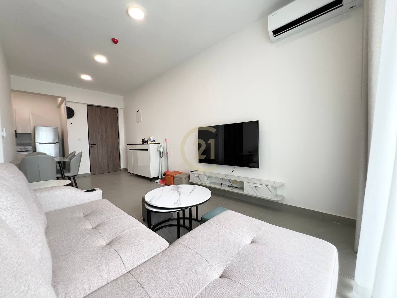 New Condo 2 Bedroom For Rent at Urban Phase 2