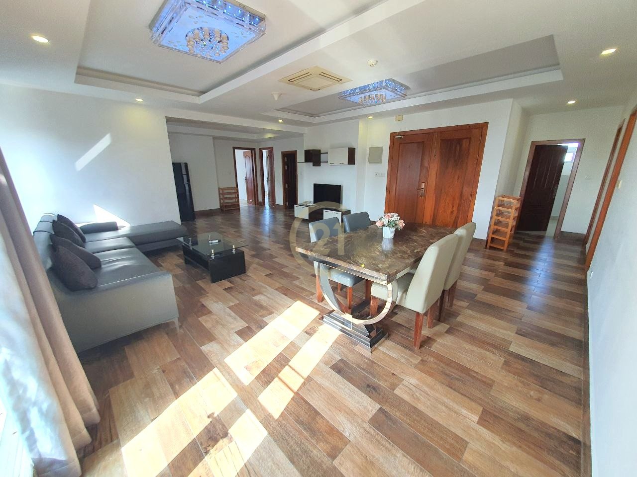 4 Bedroom Apartment for Rent At 7 Makara