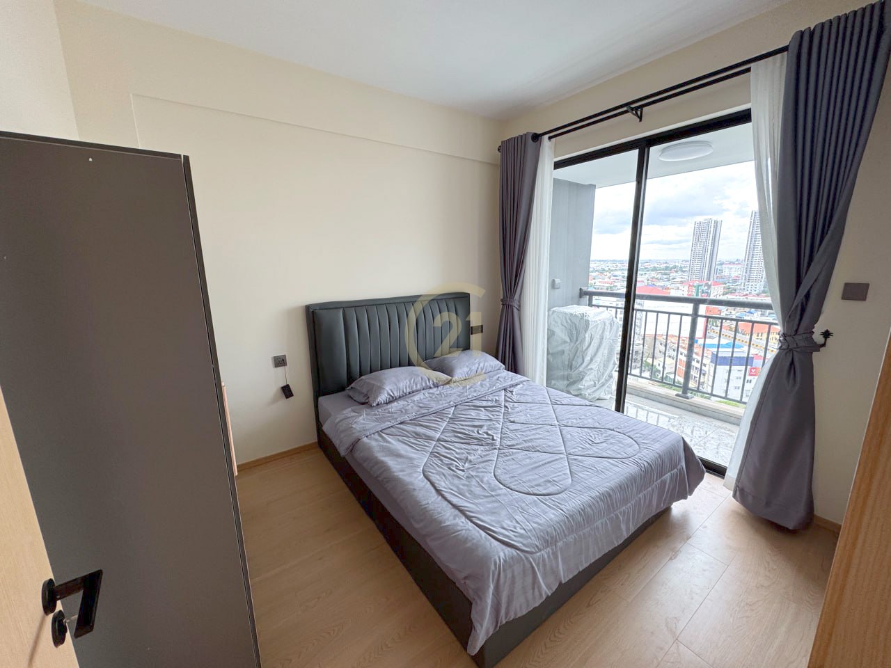 New One Bedroom For Rent At The Pinnacle