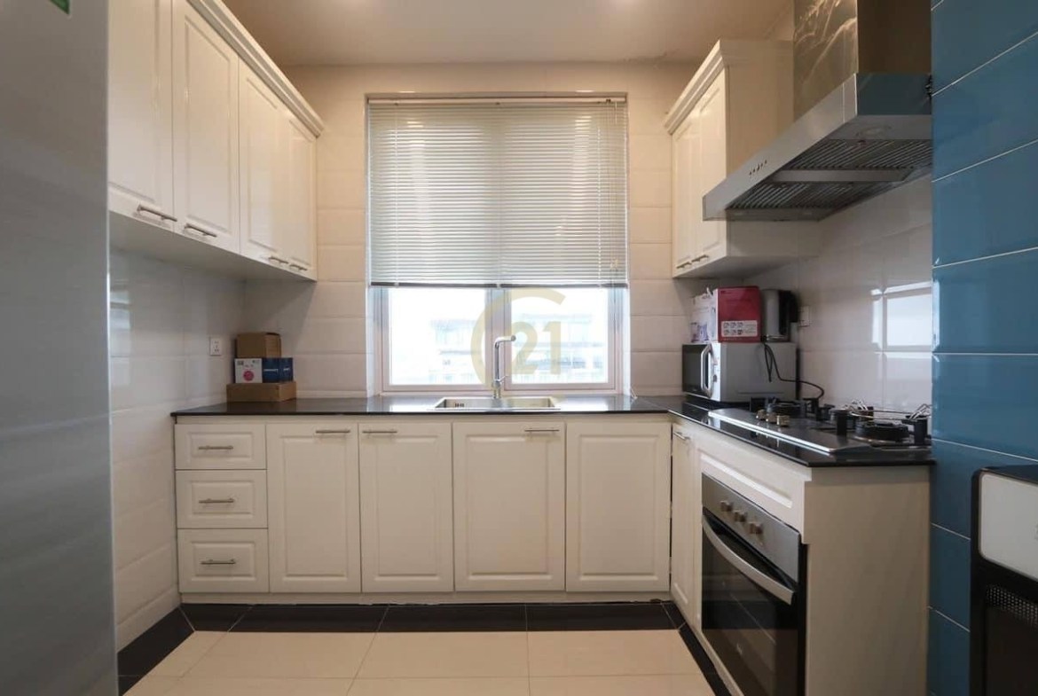 Cozy Three Bedroom For Rent At BKK1