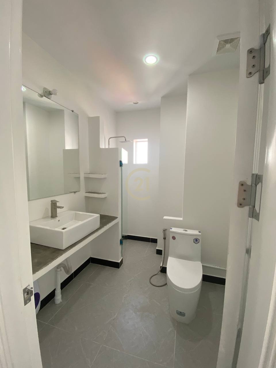 Luxury One Bedroom for rent at Tonle Bassac