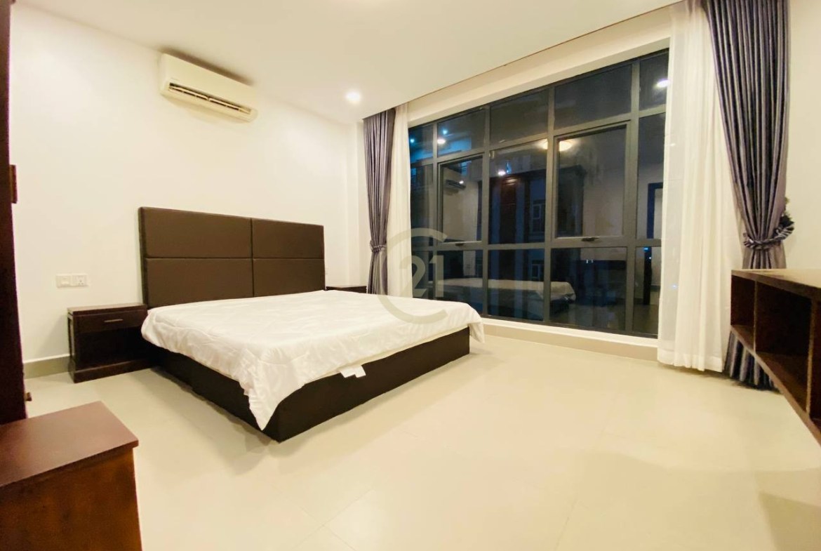 Luxury One Bedroom for rent at Russian Market 