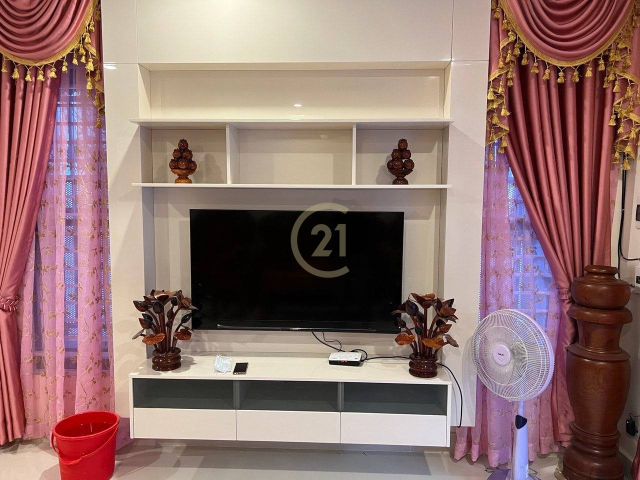Villa LA 4 Bedroom For Rent at Peng Hout Boeng Snor