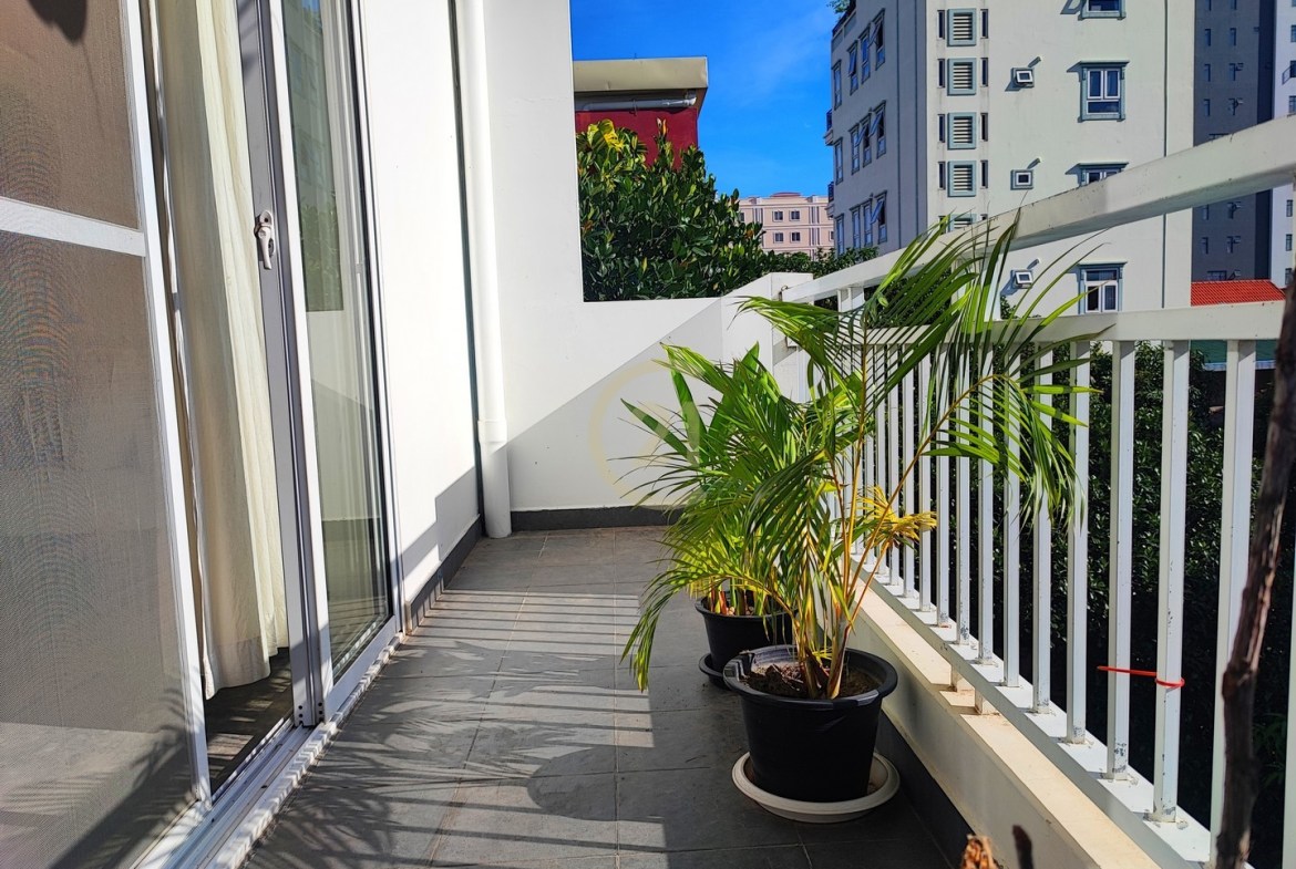 COZY THREE BEDROOM FOR RENT-TONLE BASSAC