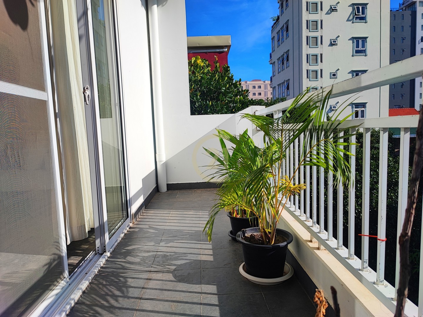 COZY THREE BEDROOM FOR RENT-TONLE BASSAC