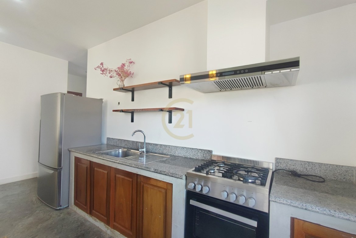 COZY THREE BEDROOM FOR RENT-TONLE BASSAC