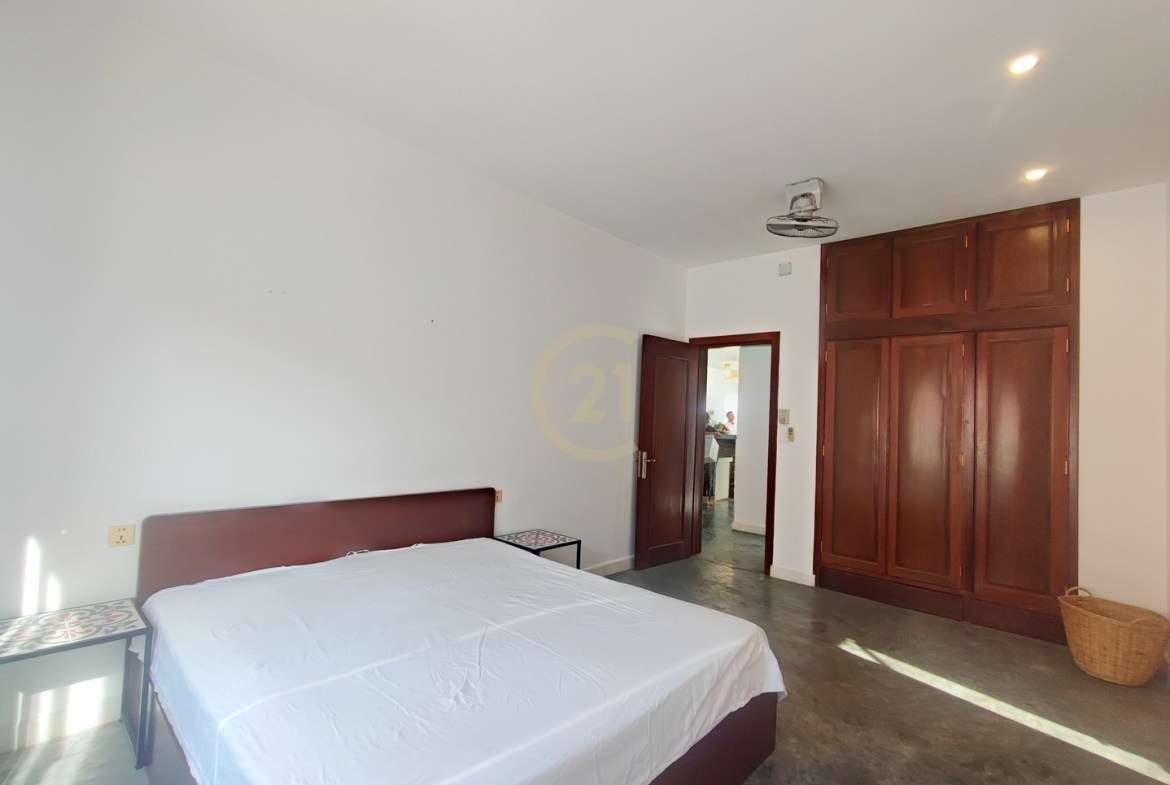 COZY THREE BEDROOM FOR RENT-TONLE BASSAC