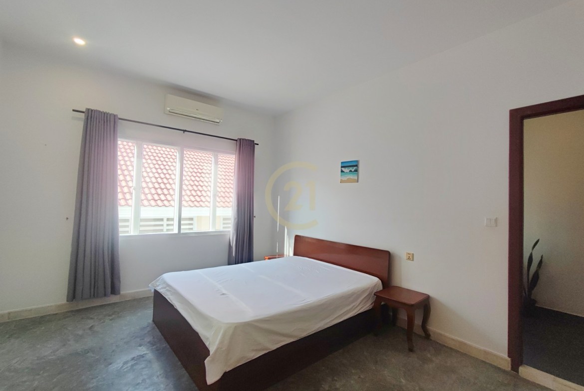 COZY THREE BEDROOM FOR RENT-TONLE BASSAC