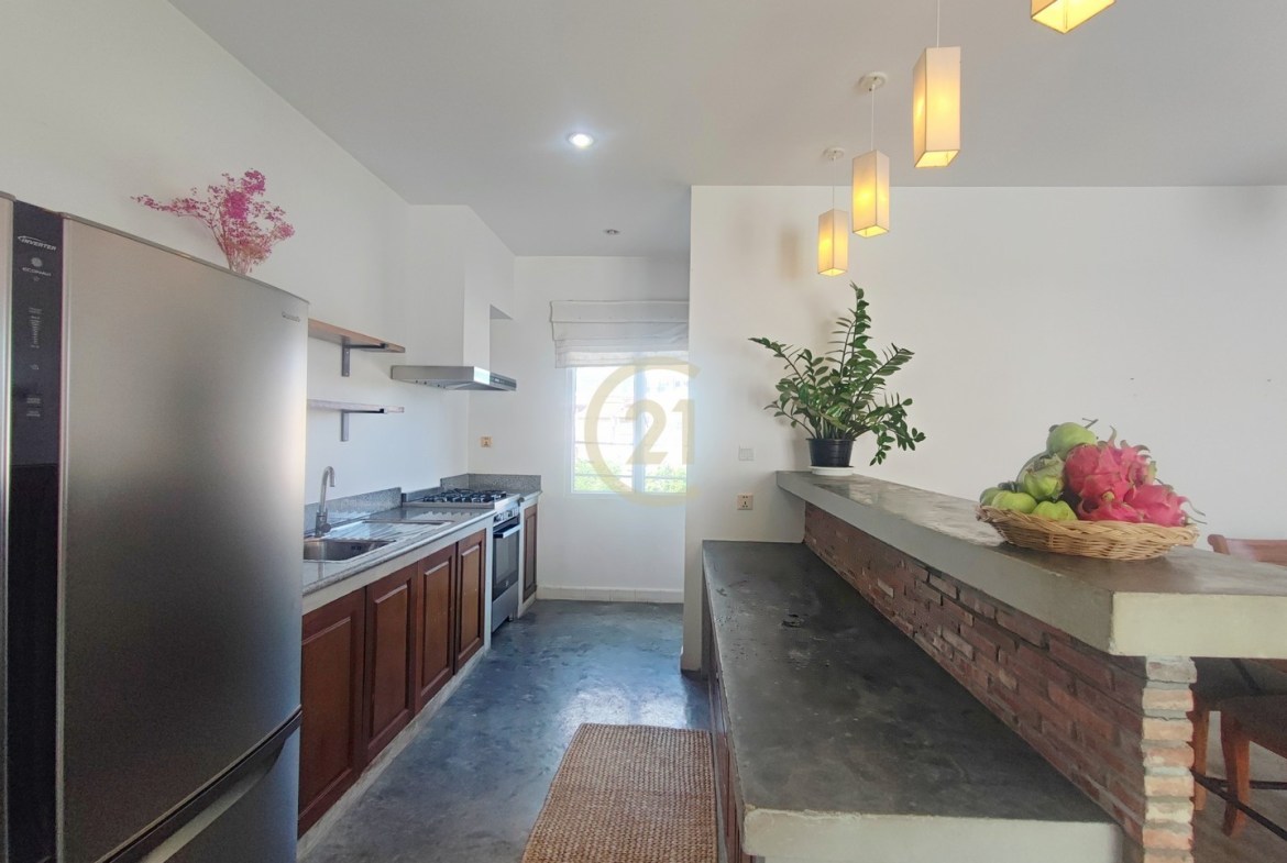 COZY THREE BEDROOM FOR RENT-TONLE BASSAC