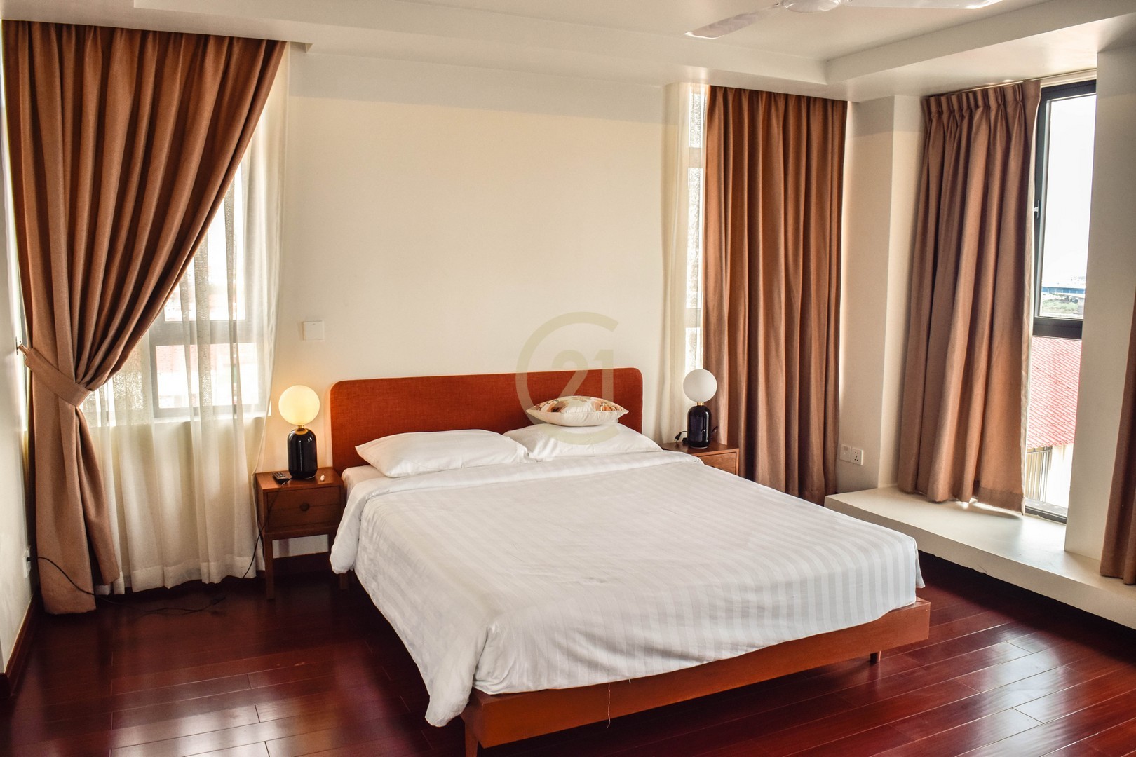 WOODEN PENTHOUSE FOR RENT-DAUN PENH