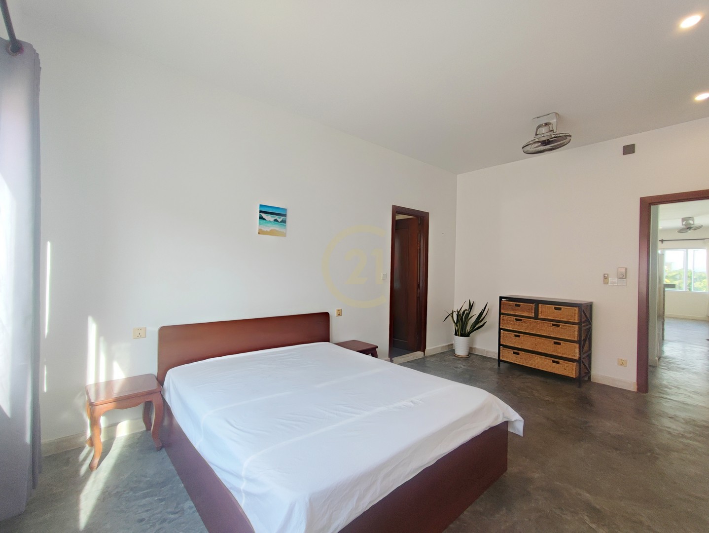 COZY THREE BEDROOM FOR RENT-TONLE BASSAC