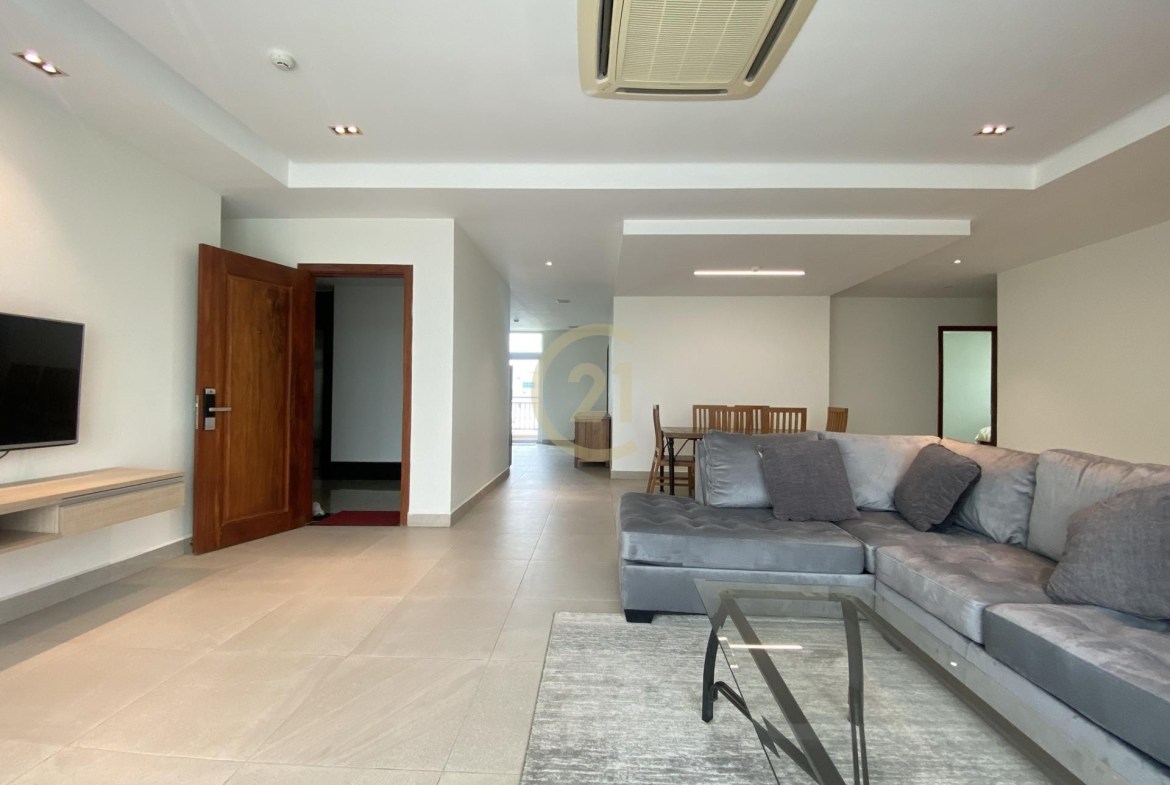 FANCY THREE BEDROOM FOR RENT-RUSSIAN MARKET