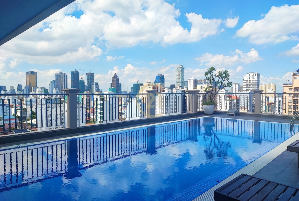 FANCY THREE BEDROOM FOR RENT-RUSSIAN MARKET