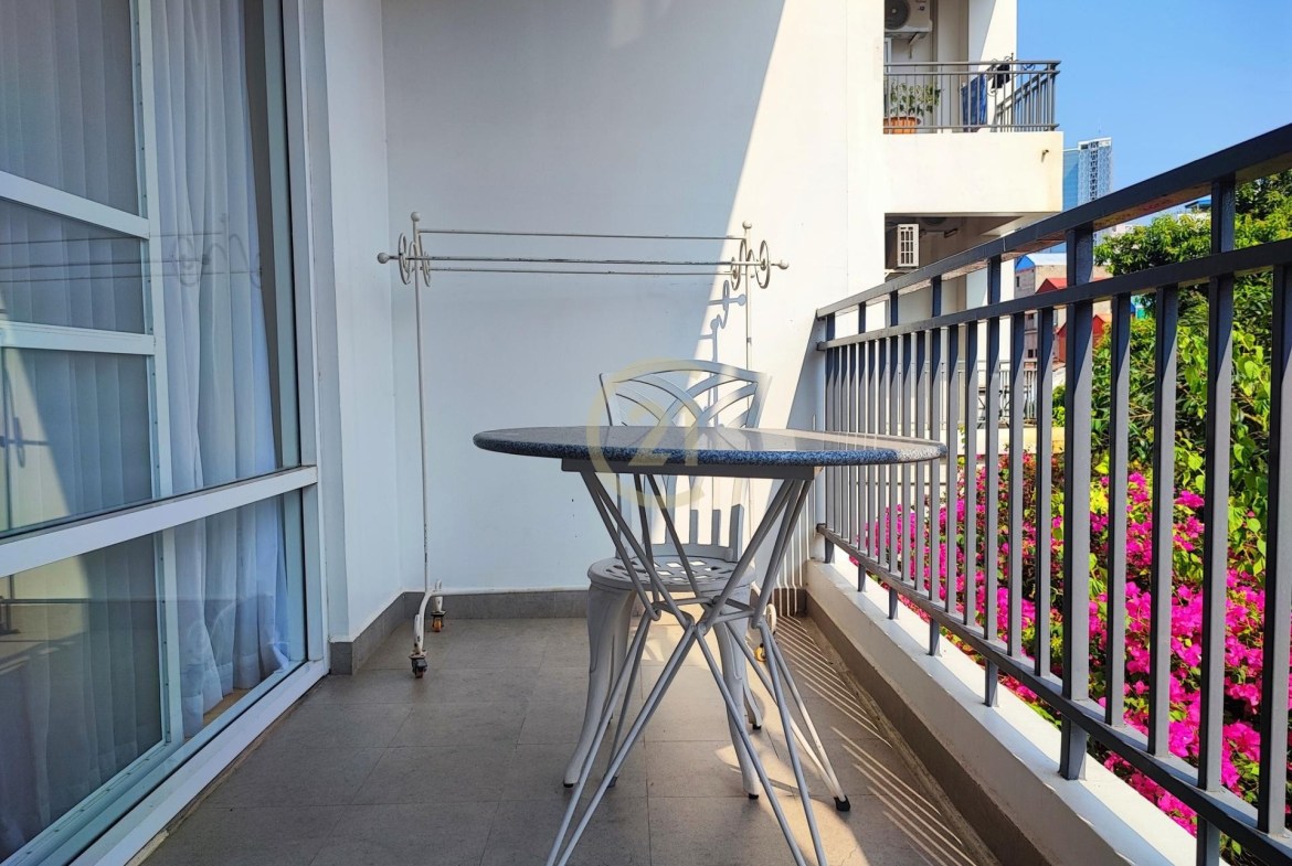 ELEGANT ONE BEDROOM FOR RENT-TONLE BASSAC