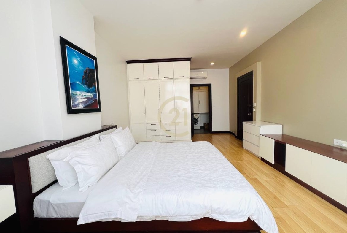 ELEGANT ONE BEDROOM FOR RENT-TONLE BASSAC