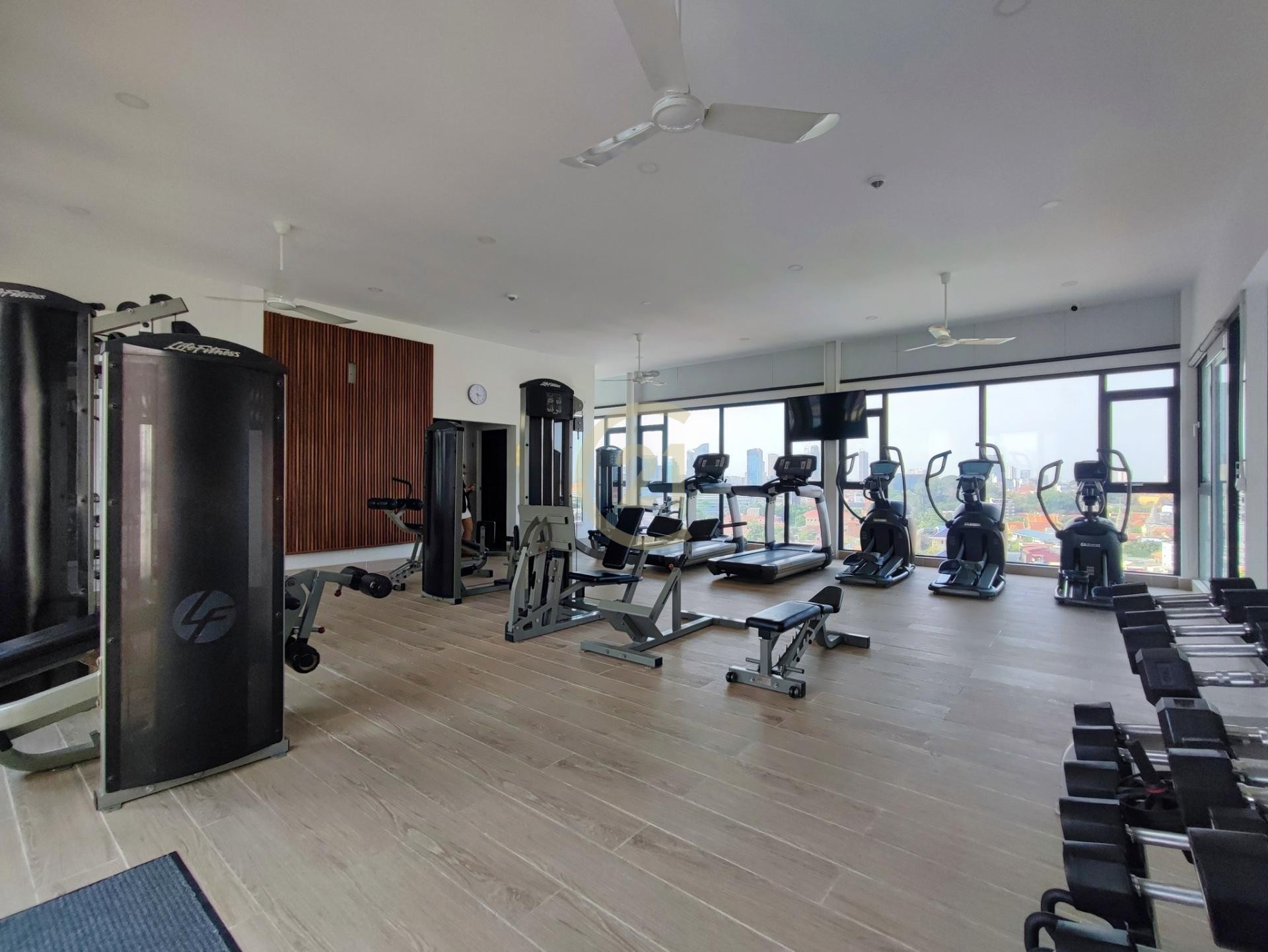 ELEGANT ONE BEDROOM FOR RENT-TONLE BASSAC