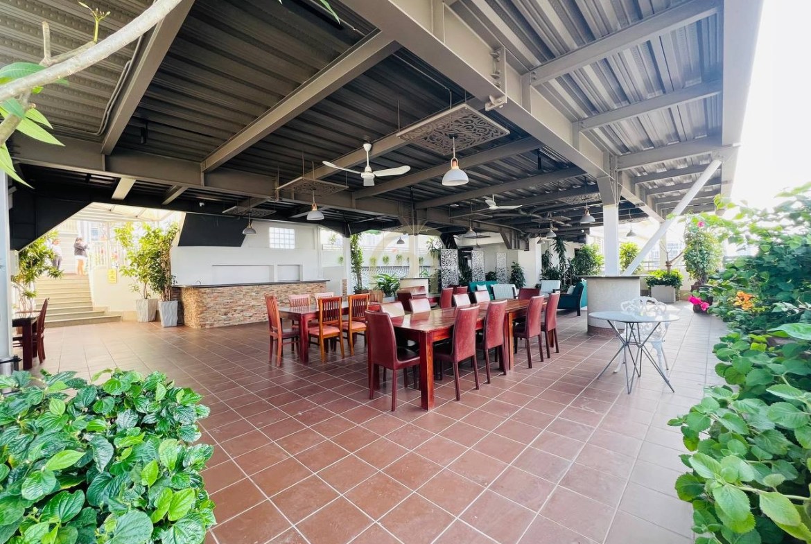 ELEGANT ONE BEDROOM FOR RENT-TONLE BASSAC