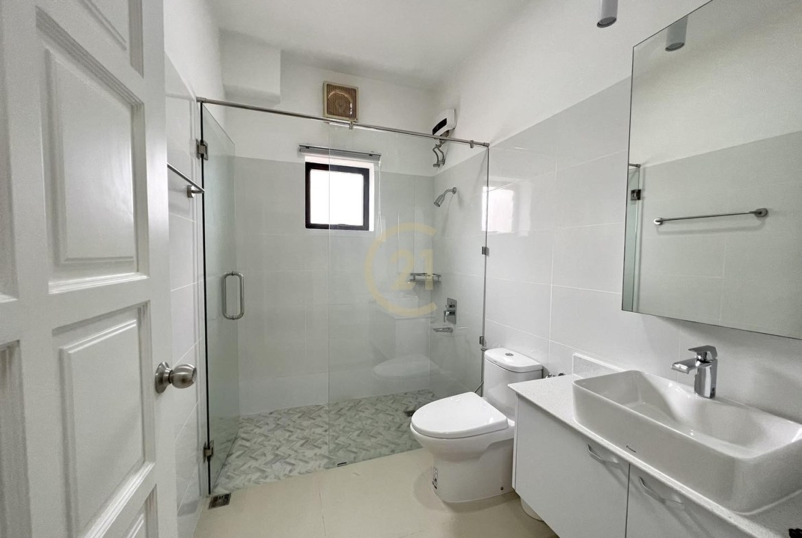 LUXURIOUS ONE BEDROOM FOR RENT-BKK1