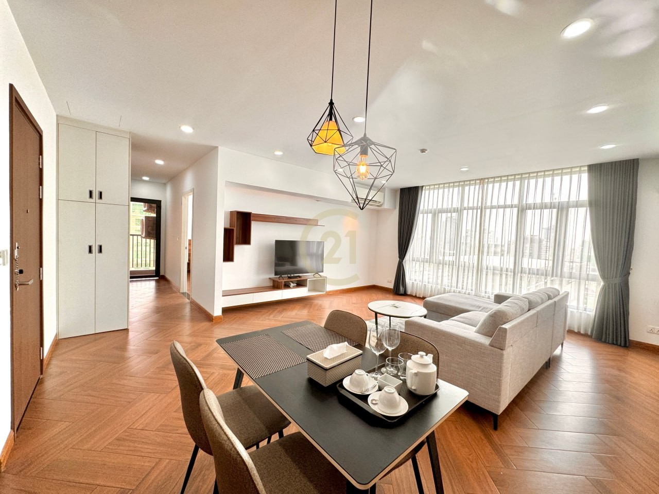 ELEGANT ONE BEDROOM FOR RENT-BKK1