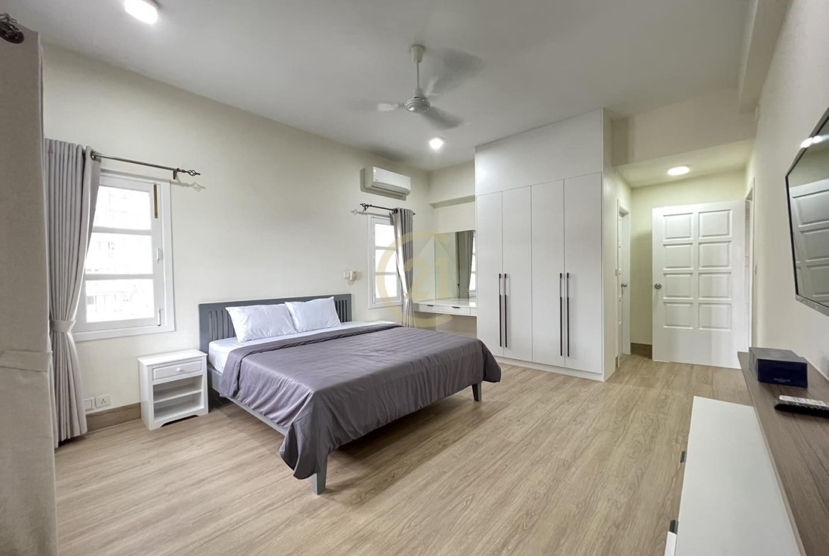 LUXURIOUS ONE BEDROOM FOR RENT-BKK1