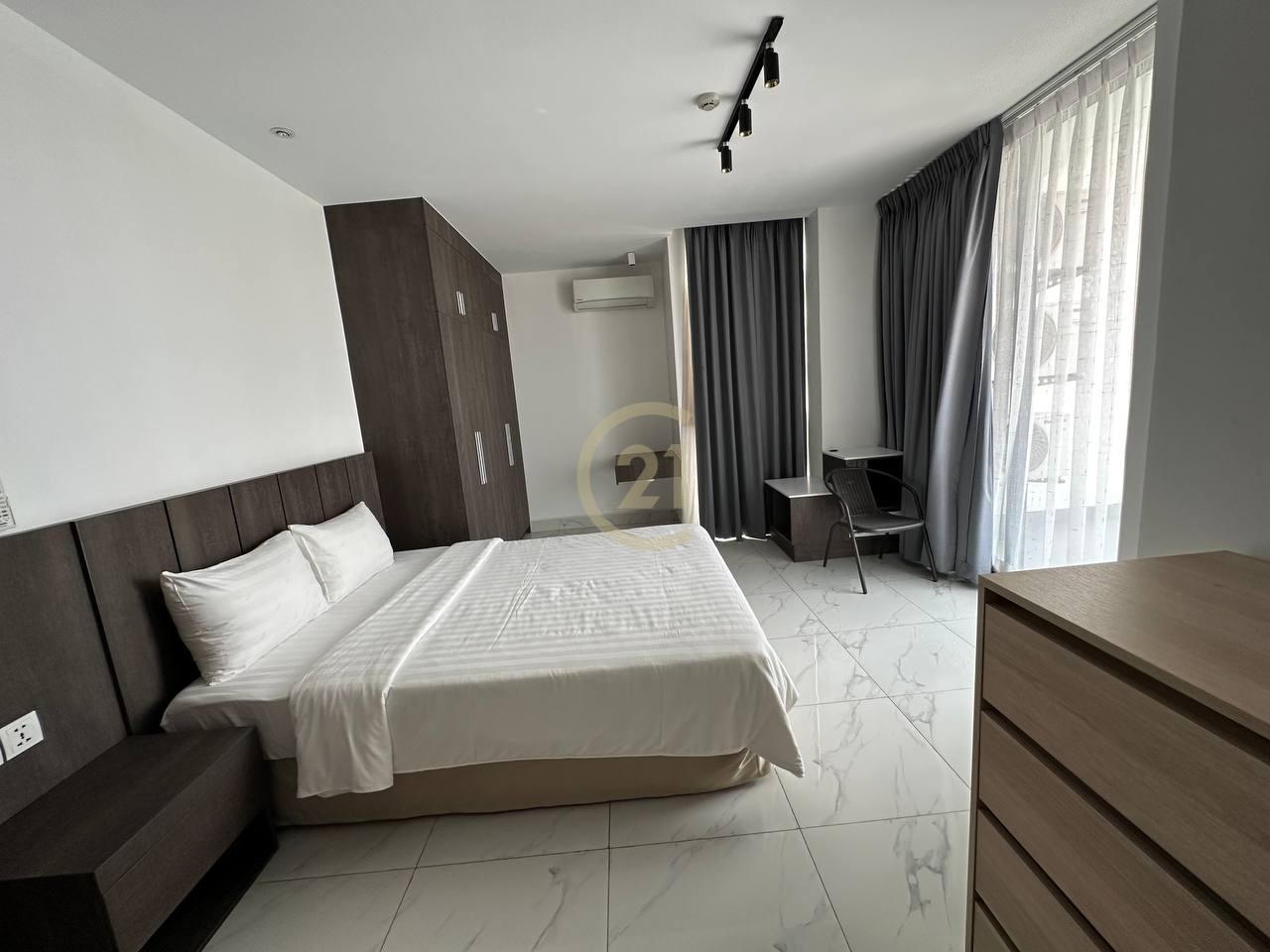 PREMIUM FOUR BEDROOM FOR RENT-BKK1