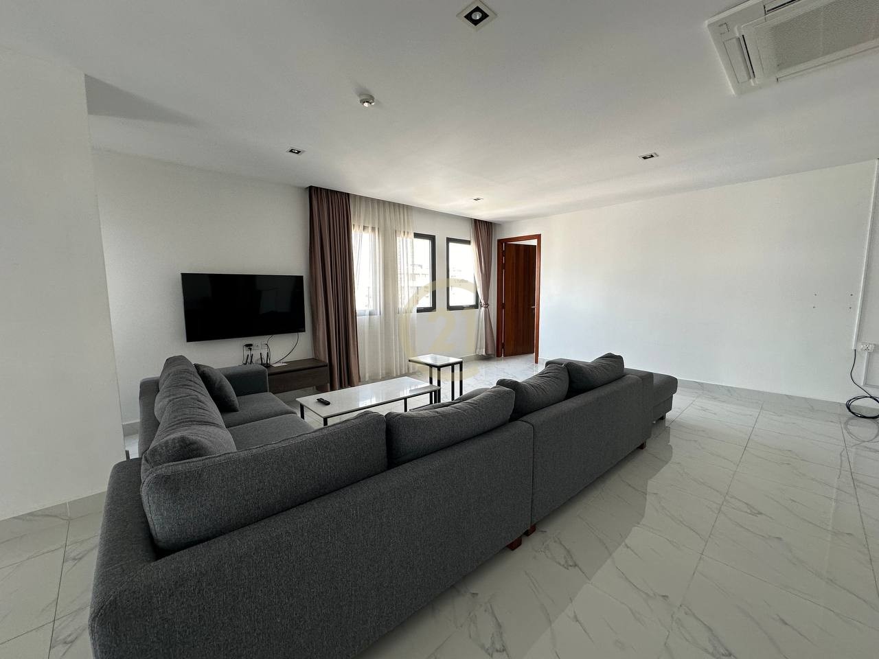 PREMIUM FOUR BEDROOM FOR RENT-BKK1