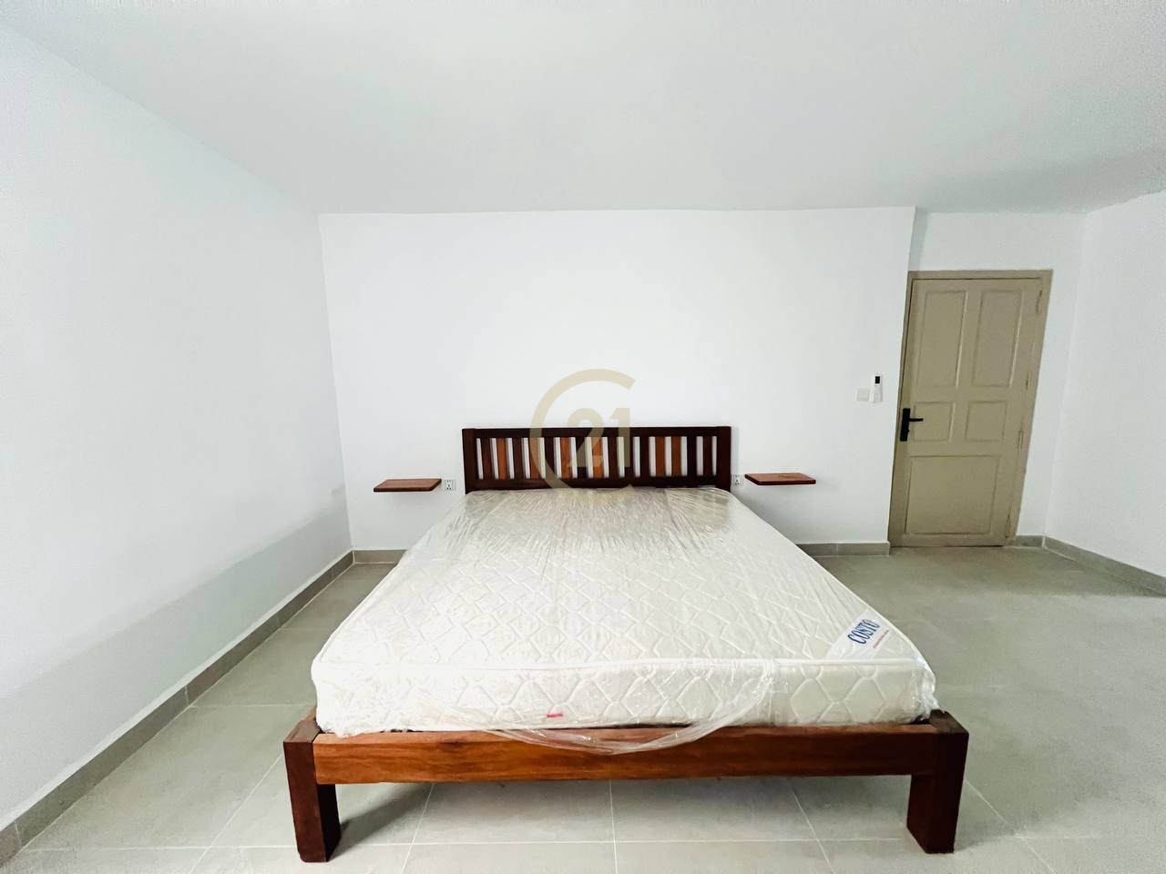 510589572_714944167942222_5712137351373539801_n VINTAGE FOUR BEDROOM FOR RENT-TONLE BASSAC