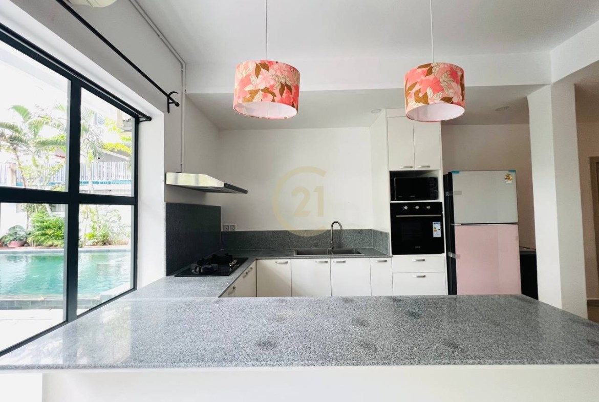 VINTAGE FOUR BEDROOM FOR RENT-TONLE BASSAC