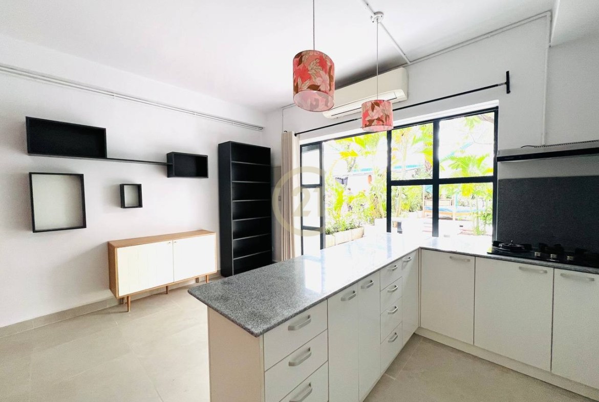 VINTAGE FOUR BEDROOM FOR RENT-TONLE BASSAC