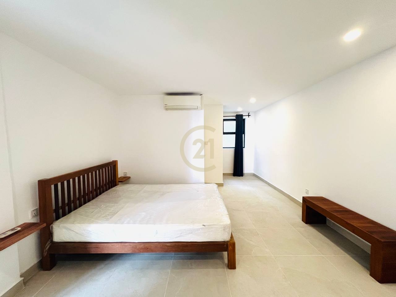 511163181_714944297942209_1238184332974687210_n VINTAGE FOUR BEDROOM FOR RENT-TONLE BASSAC