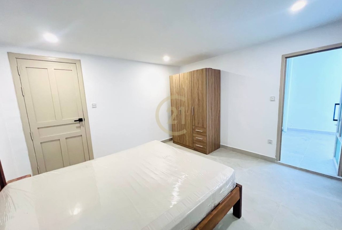 VINTAGE FOUR BEDROOM FOR RENT-TONLE BASSAC