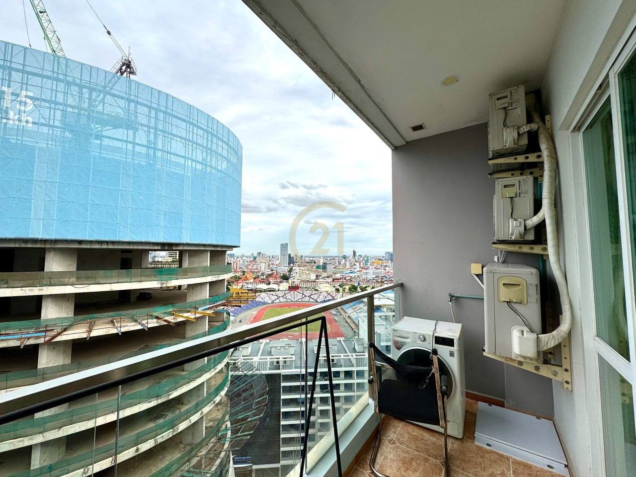 Cheapest 2 Bedroom For Rent at Olympia City