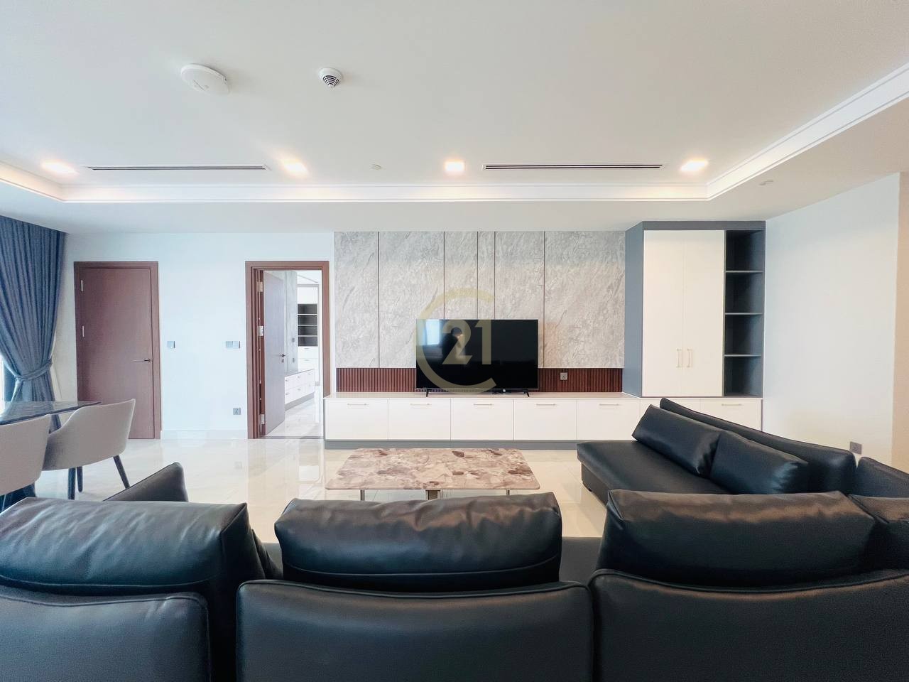 514964082_721728967263742_661971498227047252_n PREMIUM TWO BEDROOM FOR RENT-BKK1